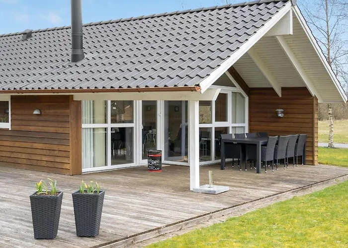 In With Kitchen * Hovborg